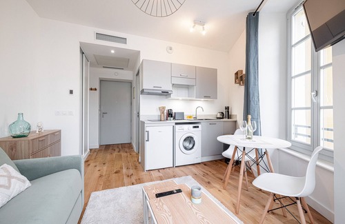 Carabacel Apartamento | Charming City Center Studio