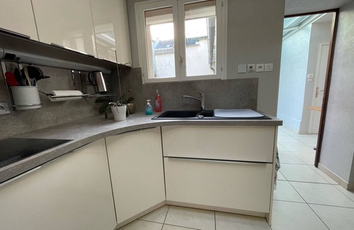 Saint-Honore - Jeanne d'Arc Casa | Charming City Home Near Downtown with Garage