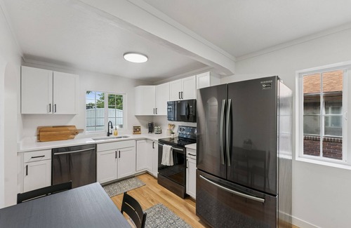South Salt Lake Casa | Charming City Stay – 4BR SLC Bungalow