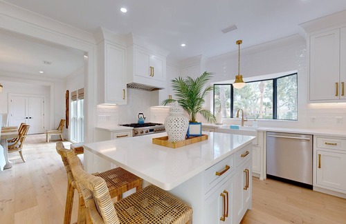 Sea Island Cabaña | Charming Coastal Bungalow