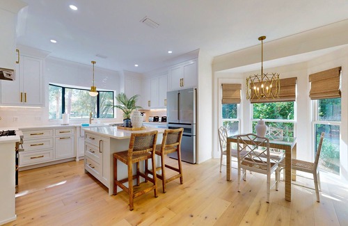 Sea Island Cabaña | Charming Coastal Bungalow