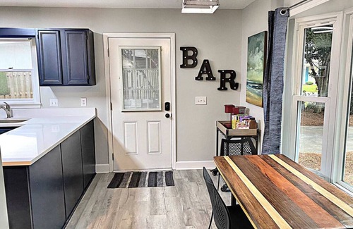 Kings Grant Casa | Charming Coastal Cottage Near Beach & Downtown