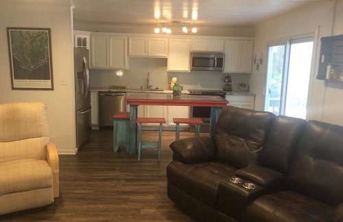 St. George Island Casa | Charming coastal cottage, short walk to both beach and bay, pet friendly!