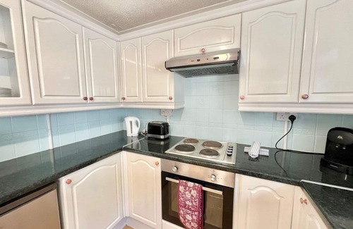 Mumbles Casa | Charming Coastal Cottage Near Mumbles with Garden | Pass the Keys
