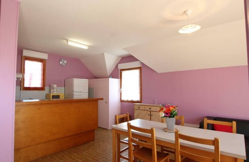 Surtainville Cabaña | Rincón costero acogedor: casa en Surtainville, cerca del mar, ideal para familias y mascotas