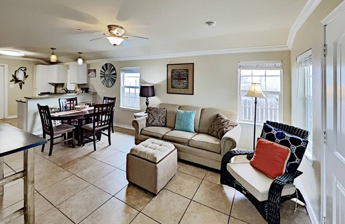 Shibui Sands Casa | Charming Coastal Port Aransas Home - Minutes to Beach & Newly Renovated!