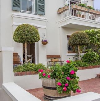 Kalk Bay Casa | Charming Coastal Townhouse at The Majestic