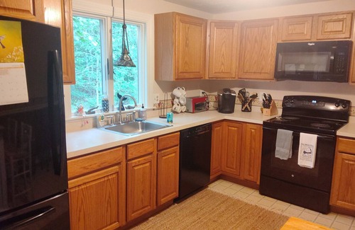 Cataumet Casa | Charming & comfortable 2-bedroom house in Bourne/North Falmouth