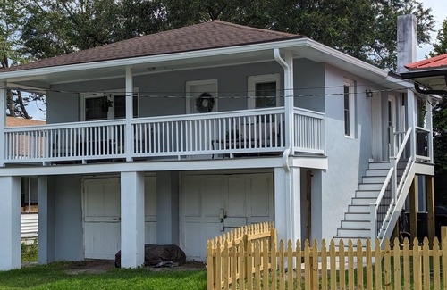Wilmington Condominio | Charming condo in the Soda Pop district of downtown Wilmington. Pet-friendly!