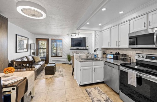 Brian Head Apartamento | Charming Condo near Navajo Lift