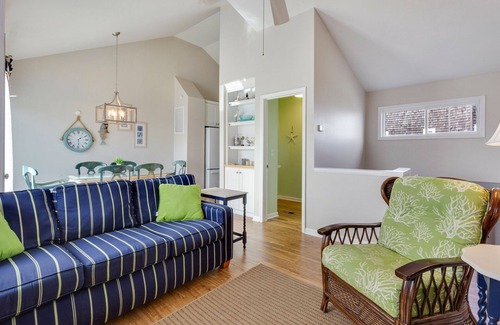 Ocean Sands Casa | Charming Corolla Townhome w/ Pool & Tennis