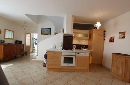 Les Loges-Marchis Cabaña | Casa independiente con chimenea, jardín privado y confort moderno cerca de Mont St-Michel