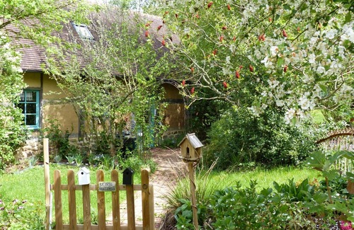 Sainte-Opportune Cabaña | Casa de campo con jardín inglés y todas las comodidades en medio de la naturaleza