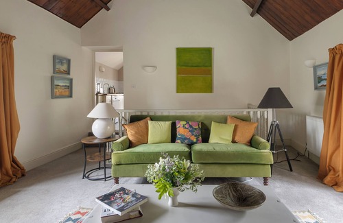 Batheaston Cabaña | Charming cottage 2 miles from Bath City Centre