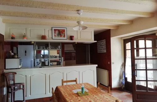 Chataigneraie Cantalienne Casa | Encantadora casa de campo y SPA