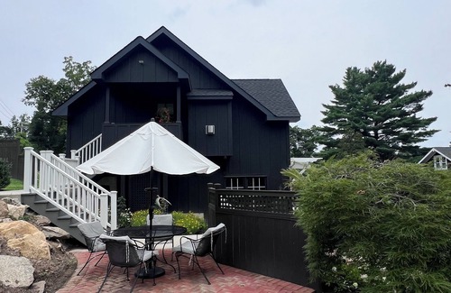 Tomkins Cove Cabaña | Charming Cottage conveniently located in serene Tomkins Cove