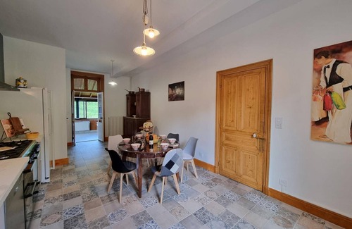 Neronde Cabaña | Encantadora casa para 6 personas en Néronde