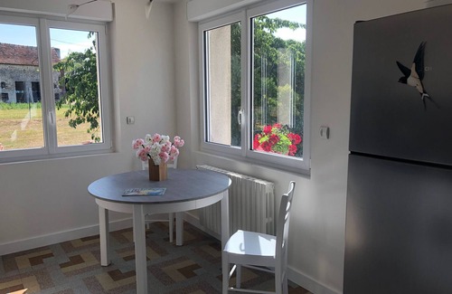 Ponce sur Le Loir Cabaña | Refugio Tranquilo en el Valle del Loir: Amplio, Confortable y Equipado con Acceso FIBRA