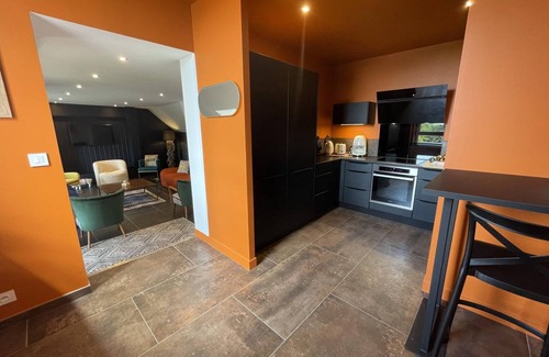 Avoine Cabaña | Encantadora Casa Rural en Avoine con Spa Privado y Jardín