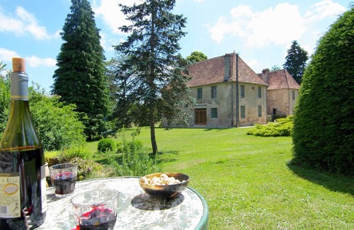 Le Chalard Cabaña | Casa de Campo con Encanto en Ladignac-le-Long con Jardín