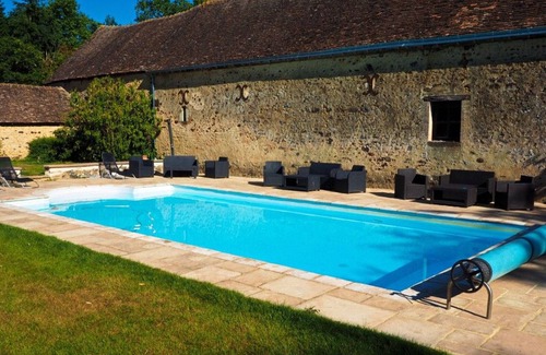 Le Tronchet Cabaña | Encantadora casa rural con piscina, en el parque de un castillo del siglo XVIII