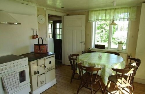 Krylbo Cabina | Encantadora casa de campo en un entorno rural