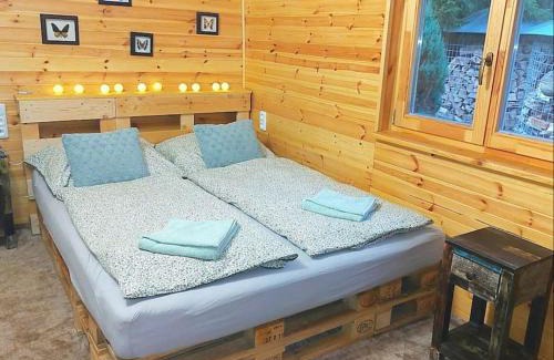 Male Kysice Casa | Charming cottage KLARA with Sauna, Nature&Privacy near Prague