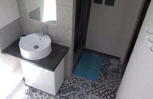 Joyeuse Cabaña | Mas Ardéchois le FINOU *** piscina climatizada