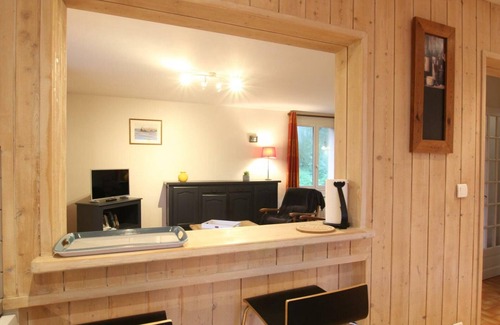 Portbail Cabaña | Casa acogedora con jardín privado, cerca de la playa, mascotas bienvenidas, WiFi y todas las comodidades