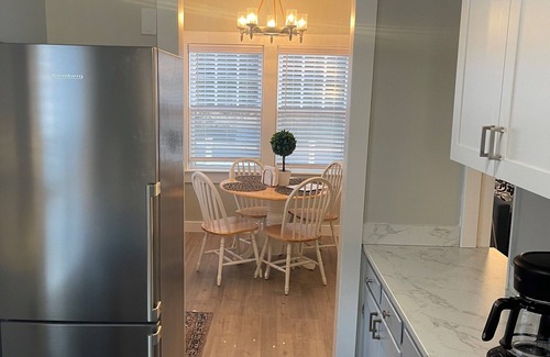 Mashpee Cabaña | Charming cottage on Seconsett Island, Mashpee with water views of Waquoit bay.