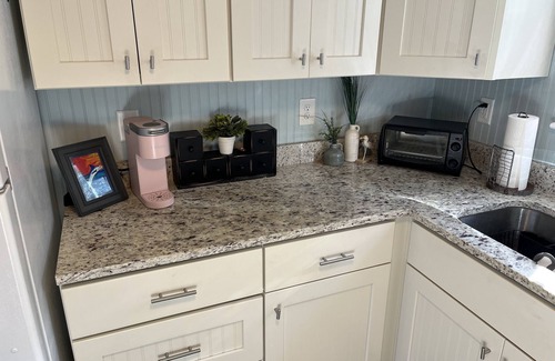 Frisco Casa | Charming Cottage Retreat in Frisco