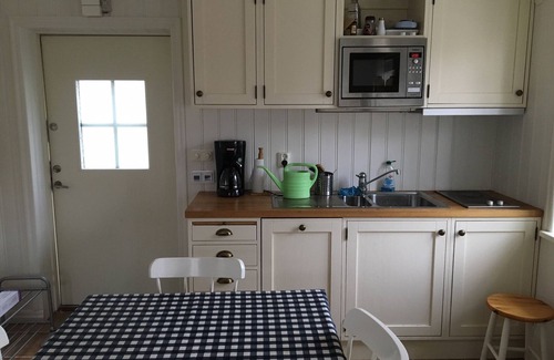 Fiskebackskil Casa | Charming cottage with patio