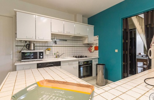 Le Neufbourg Cabaña | Casa rural con jardín bucolico, 4 hab., cerca de cascadas y vía verde, bicicletas disponibles