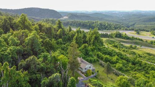 Lyndhurst Casa | Charming Cottage W Majestic Mountain Views