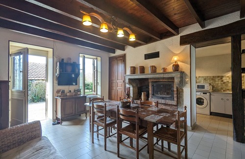 Nohant-Vic Cabaña | Casa rural con jardín y chimenea cerca de Nohant