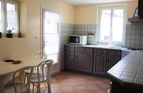 Yviers Cabaña | Casa rural con piscina privada, WiFi y entorno natural