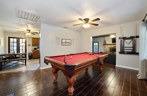 Fellowship Casa | Charming Cottage With Pool Table 15 Min From WEC