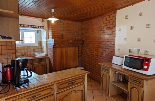 Barret Cabaña | Casa rural independiente con jardín privado, terraza, BBQ, WIFI y cerca de rutas de senderismo
