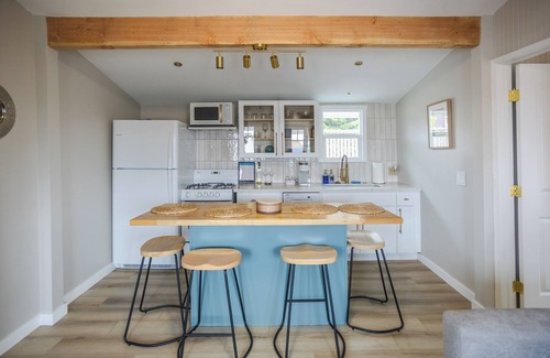 Morro Bay Cabaña | Charming cottage with Rock View Morro Bay