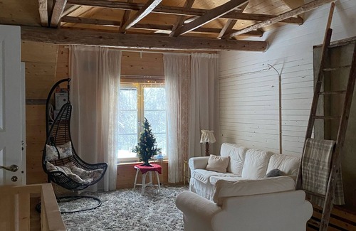 Bergsjo Casa | Charming country house on the edge of the forest in picturesque village.