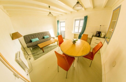 Remilly Casa | Charming country cottage with private access to the river