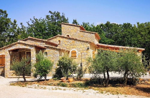 Neoules Casa | Casa provenzal de encanto, ideal para familias