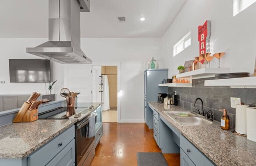 La Grange Casa | Charming Country Retreat Near Winery, and Brewery