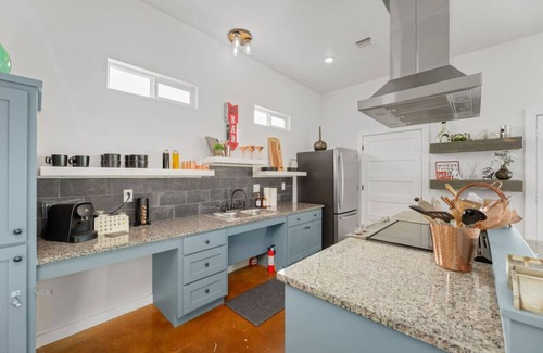La Grange Casa | Charming Country Retreat Near Winery, and Brewery
