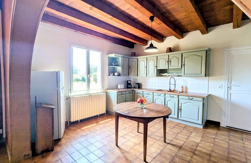 Arthon Cabaña | Casa rural en el corazón de la naturaleza berrichona: tranquilidad, jardín privado y espacios amplios