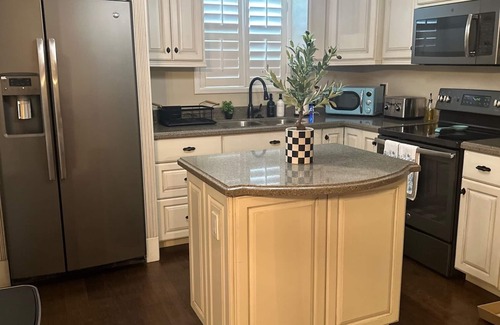 Olmito Casa | Charming & Cozy 4-bedroom Home