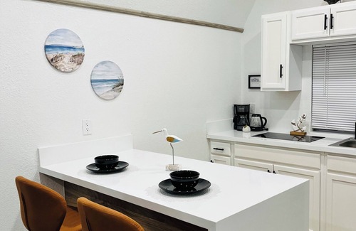 Princeton Casa | Charming Cozy Unique Tiny Home Homestead, FL