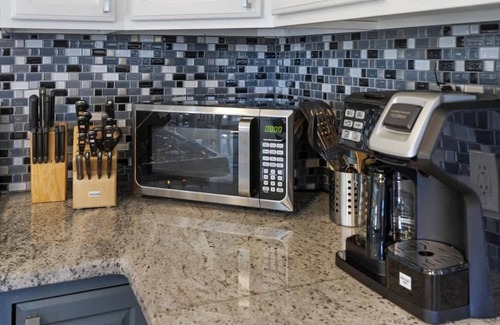 Dickson Casa | Charming Craftsman Home in the Heart of Dickson!