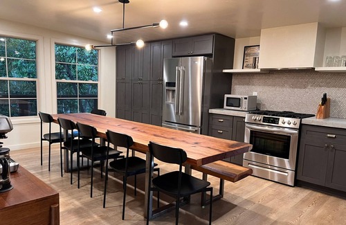 Boulder Creek Cabaña | Charming Creekside Cottage nestled in the redwoods in quaint Boulder Creek