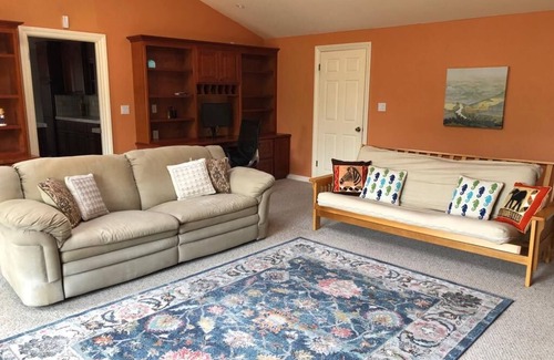 West San Jose Casa | Charming Cupertino Retreat: Spacious Home near Apple HQ, Dining and Shopping!